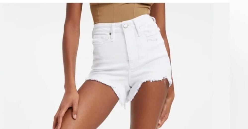 NWT Good American Bombshell White High Rise Cutoff Denim Shorts 4/27 Jorts